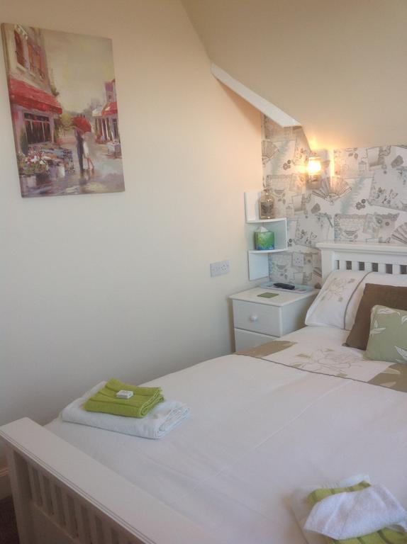 Cleasewood Guest House Great Yarmouth Exteriör bild
