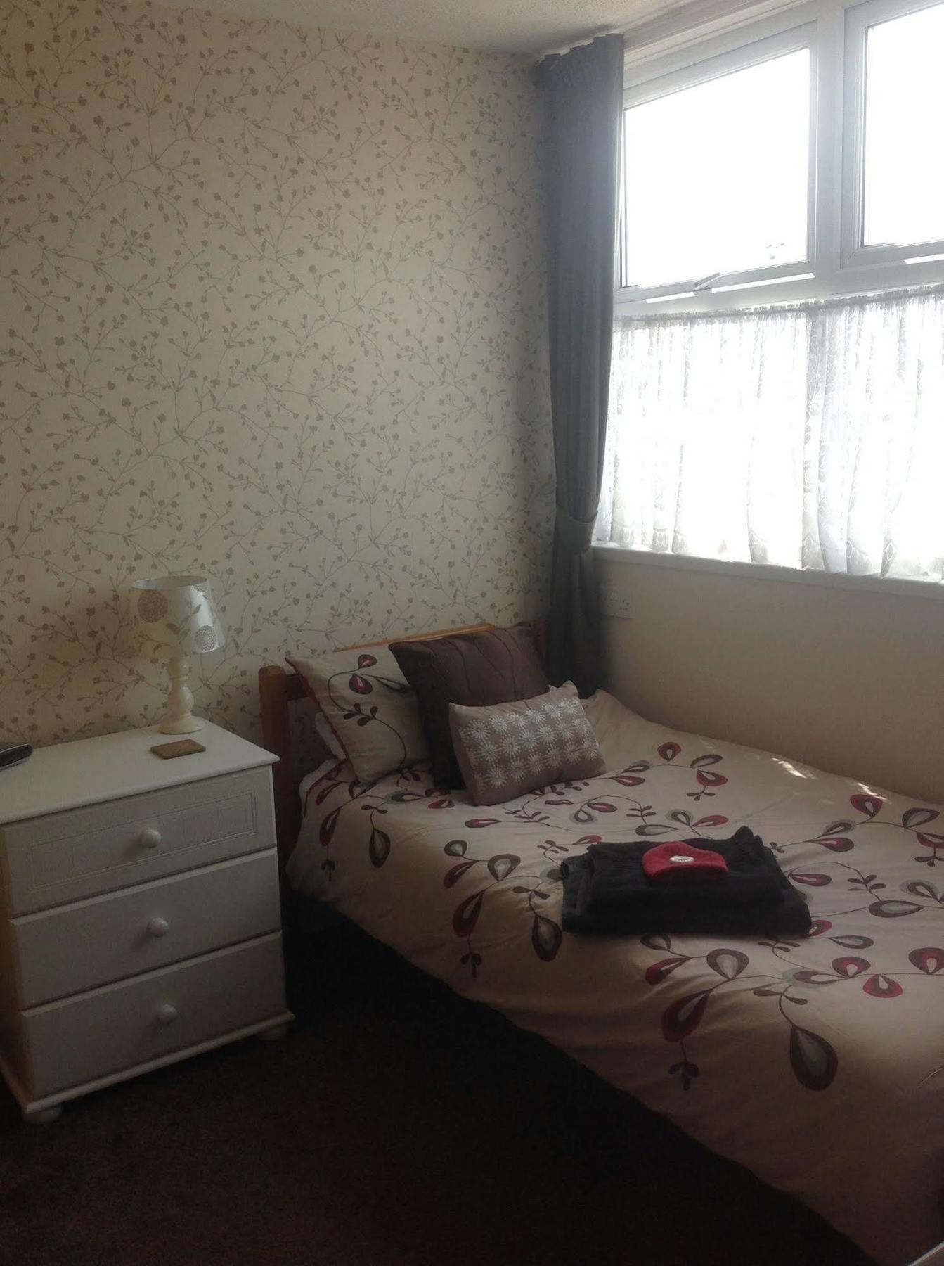 Cleasewood Guest House Great Yarmouth Exteriör bild